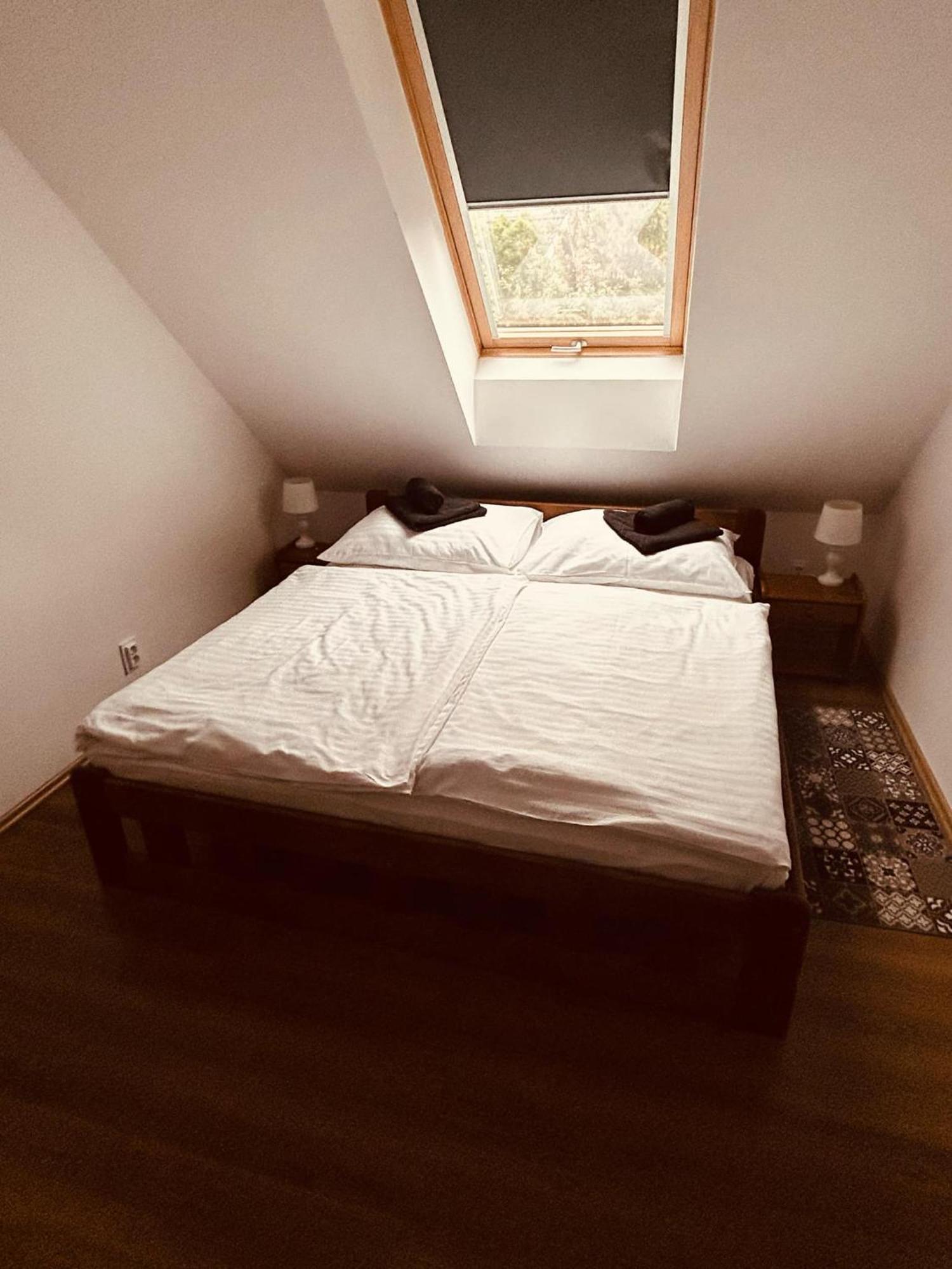 Pataky Apartmanok ヴェスプレーム エクステリア 写真